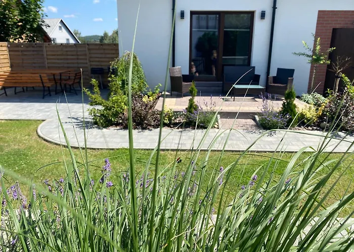 Lägenhet Wczasy Oliwkowy *