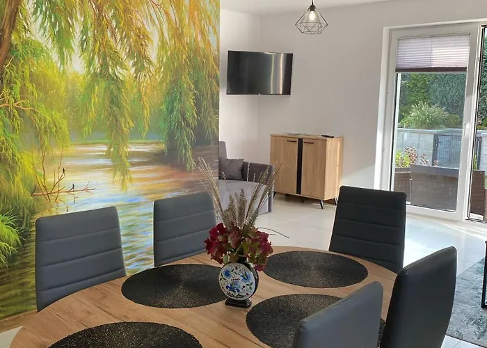 Lägenhet Wczasy Oliwkowy *